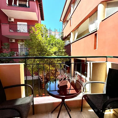 Sun Sight Daire Pefkochori